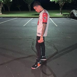 Meet your Posher, Malik